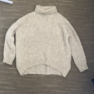 Zara chunky knit sweater M